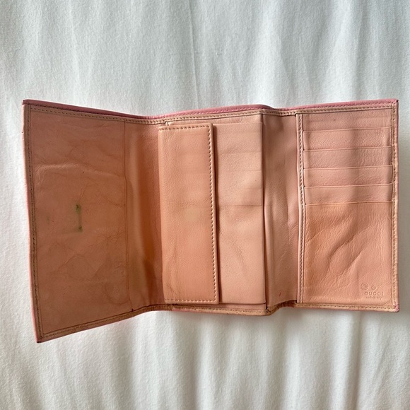 Pink Gucci Wallet - Picture 7 of 8